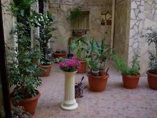 La Terra Di Archimede Sicilì